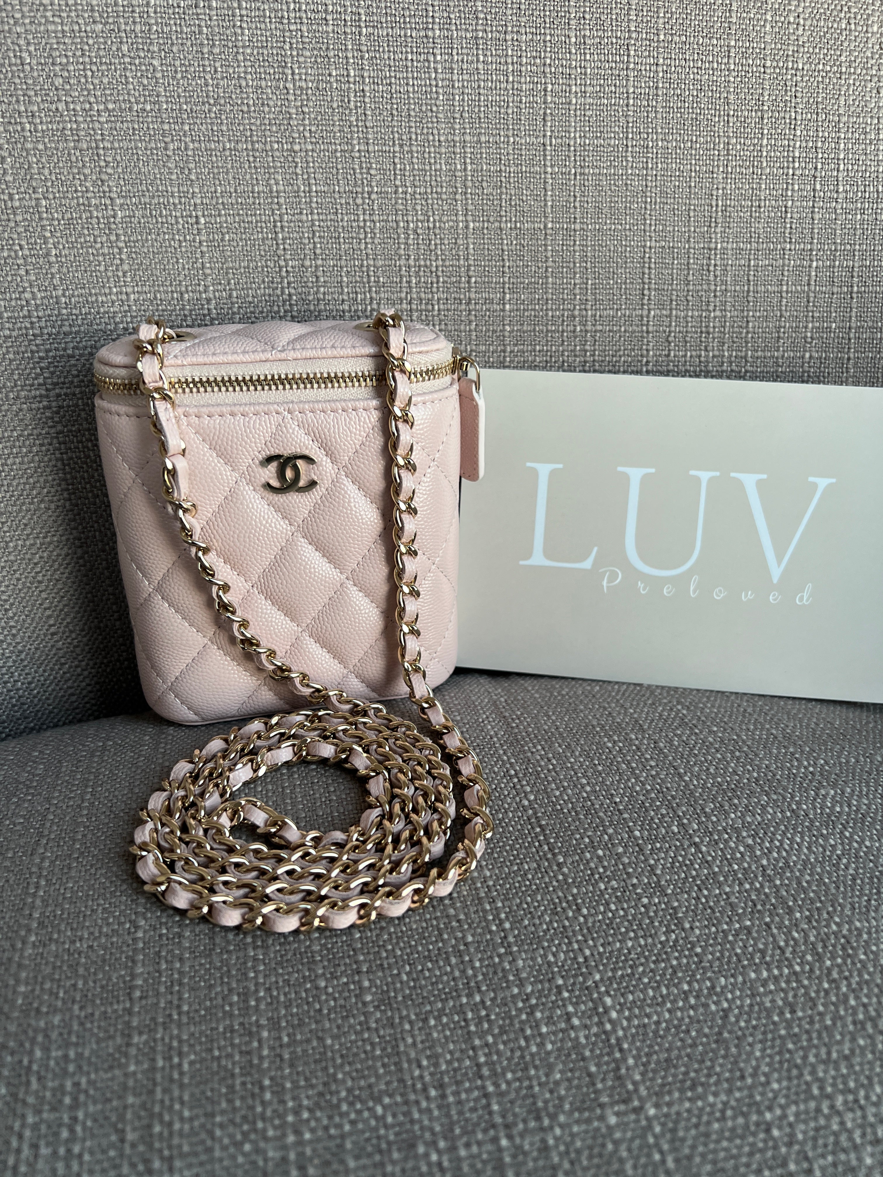 Chanel Round Vanity Clutch With Chain