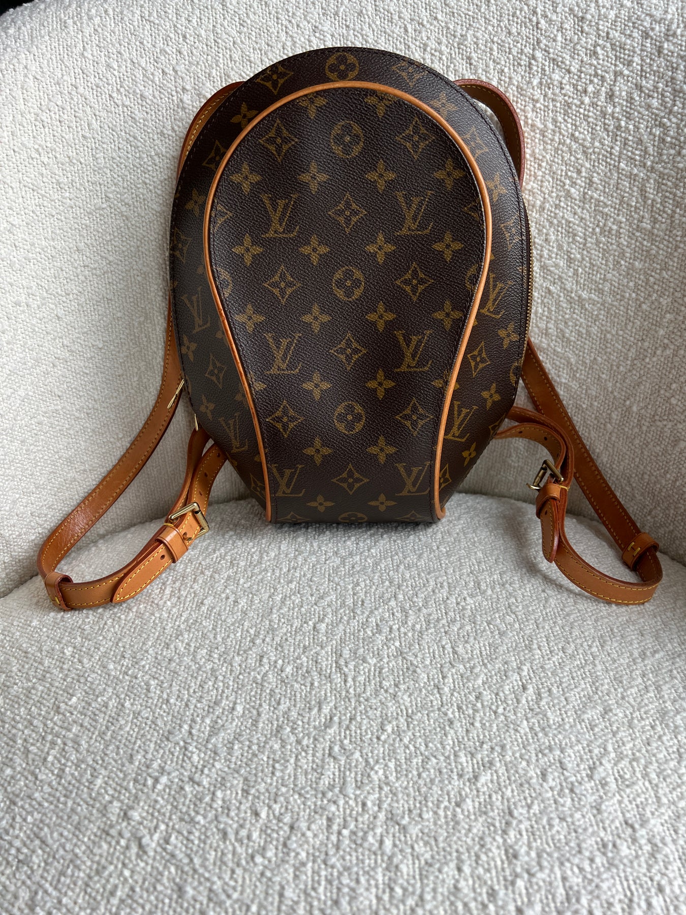 Ellipse patent leather backpack Louis Vuitton Brown in Patent leather -  33526476
