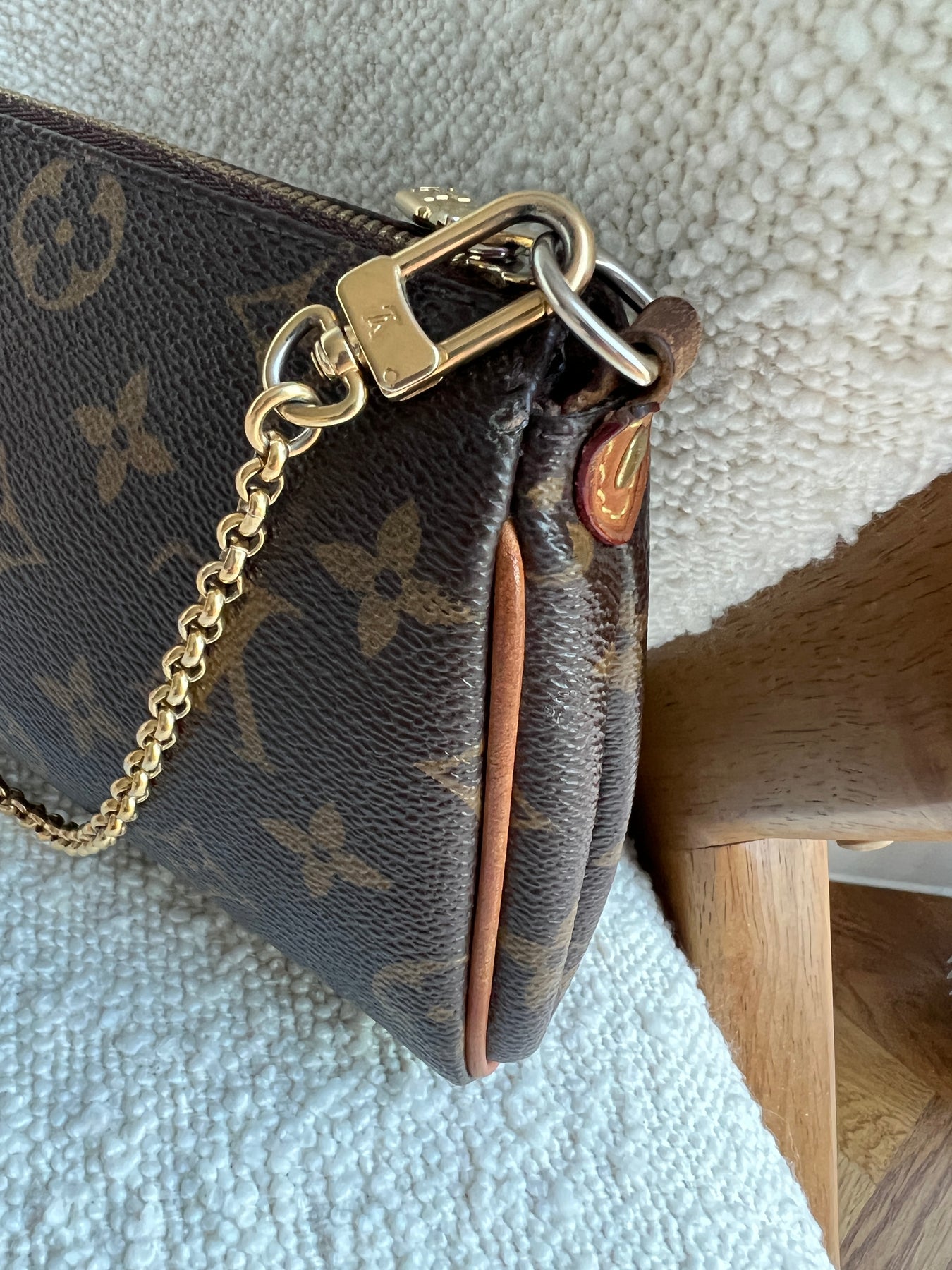 ❤️SOLD) Louis Vuitton Monogram Eva is up for grabs, comes with